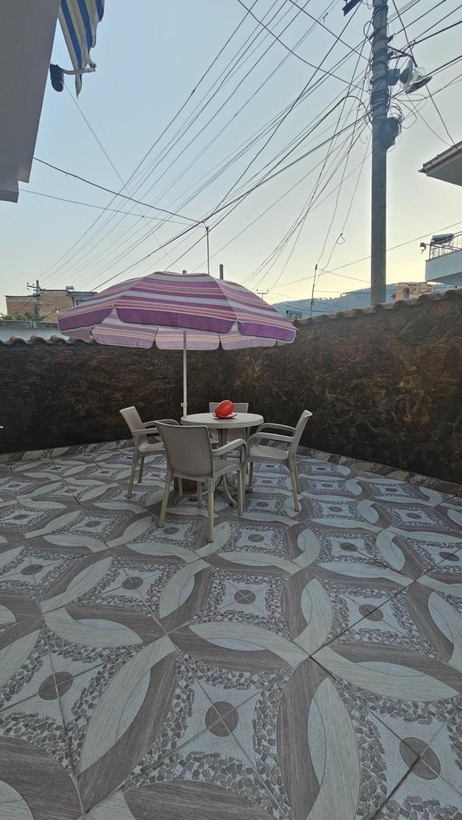 Guesthouse Albi Берат Экстерьер фото
