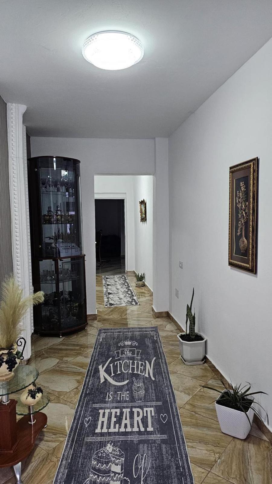 Guesthouse Albi Берат Экстерьер фото